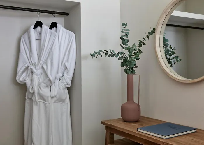 Apanemo Private Otel Akrotírion